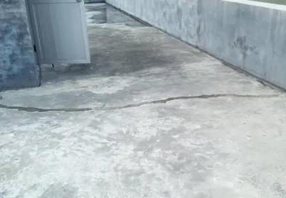 白城市楼顶漏水维修公司分享下如何解决卫生间隐蔽部位漏水的问题?